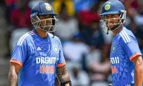 5वां टी20आई : सूर्यकुमार ने 61 रन बनाए, वेस्टइंडीज ने शेफर्ड के 4 चाैैकों की मदद से भारत को 165/9 पर रोका 5वां टी20आई : सूर्यकुमार ने 61 रन बनाए, वेस्टइंडीज ने शेफर्ड के 4 चाैैकों की मदद से भारत को 165/9 पर रोका