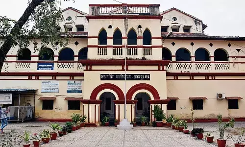 दो साल से अटकी नर्सिंग कॉलेज की शिफ्टिंग अब राजस्व विभाग ने माँगे 9 करोड़ रुपए दो साल से अटकी नर्सिंग कॉलेज की शिफ्टिंग अब राजस्व विभाग ने माँगे 9 करोड़ रुपए