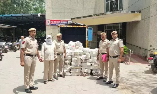 दिल्ली : स्वतंत्रता दिवस से पहले 145 कार्टन अवैध शराब जब्त दिल्ली : स्वतंत्रता दिवस से पहले 145 कार्टन अवैध शराब जब्त