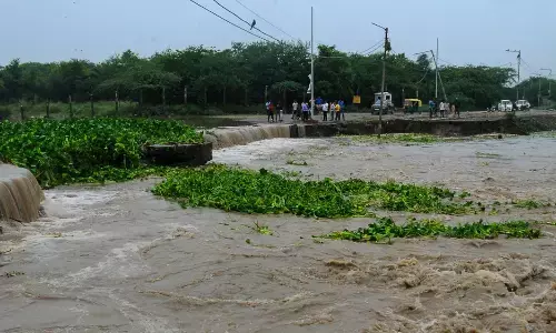 दिल्ली में यमुना का जलस्‍तर फिर खतरे के निशान से 205.39 मीटर ऊपर पहुंचा