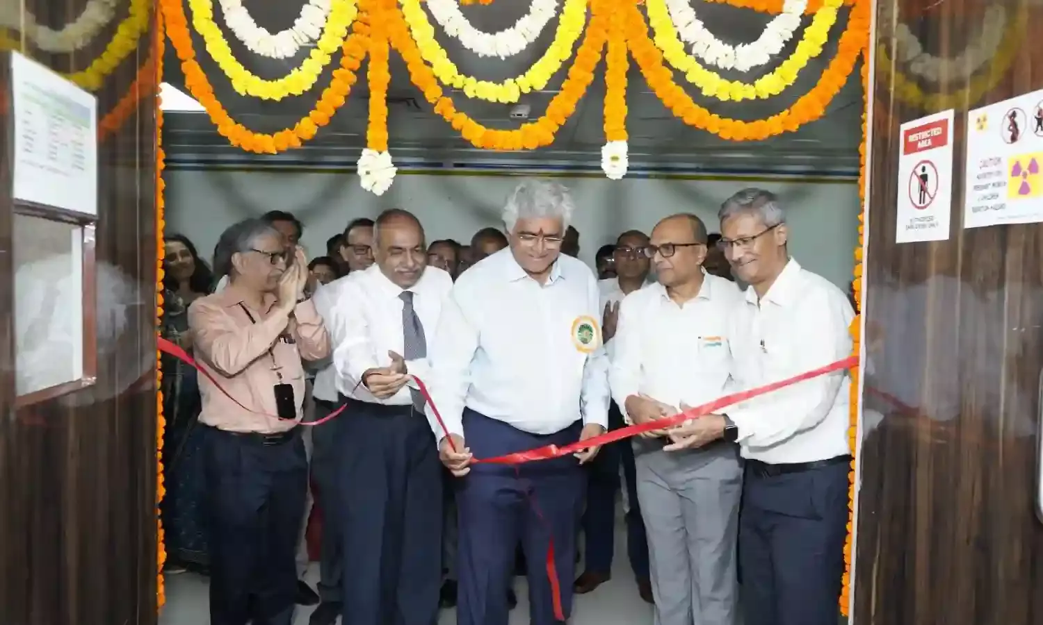 उम्मीद : आखिरकार शुरू हुआ प्रोटॉन थेरेपी से कैंसर मरीजों का इलाज, पहले दिन दो मरीजों को मिली राहत