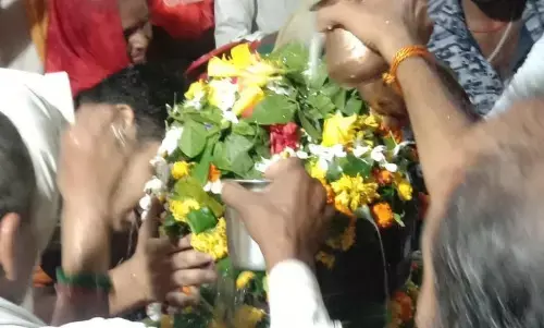 अमावस्या पर शिवालयों में उमड़ी भक्तों की भीड़