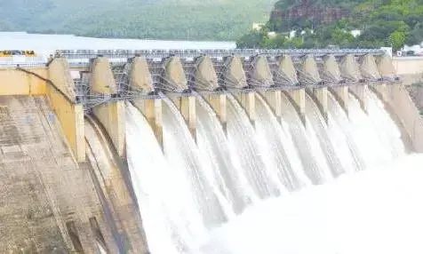 राज्य के जलाशयों में जलभंडारण 19 प्रतिशत कम, औरंगाबाद विभाग में जलाशयों का पानी घटकर हुआ आधा राज्य के जलाशयों में जलभंडारण 19 प्रतिशत कम, औरंगाबाद विभाग में जलाशयों का पानी घटकर हुआ आधा