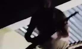 इंदौर में कुत्ता घुमाने की विवाद में गार्ड ने चलाई गोली, दो की मौत व छह घायल