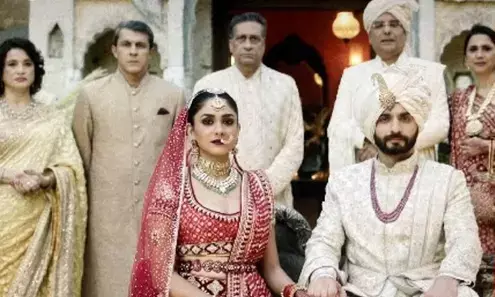 फैशन डिजाइनर तरुण ताहिलियानी ने की मेड इन हेवन 2 निर्माताओं की आलोचना फैशन डिजाइनर तरुण ताहिलियानी ने की मेड इन हेवन 2 निर्माताओं की आलोचना