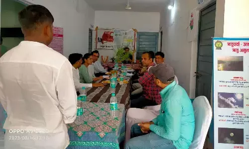 उपसचिव आयुष विभाग संजय मिश्रा ने आयुष अधिकारियों की ली बैठक