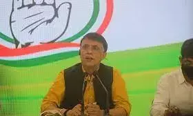 खेड़ा की मांग - चीनी एप घोटाले पर श्वेत पत्र जारी करे मोदी सरकार, 9 दिनों में 1,400 करोड़ ठगकर हुआ फरार हुआ चीनी नागरिक