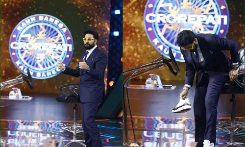 केबीसी 15 : अभिषेक ने बताया - मूवी नाइट के दौरान बच्चन परिवार में क्या होता है ? केबीसी 15 : अभिषेक ने बताया - मूवी नाइट के दौरान बच्चन परिवार में क्या होता है ?