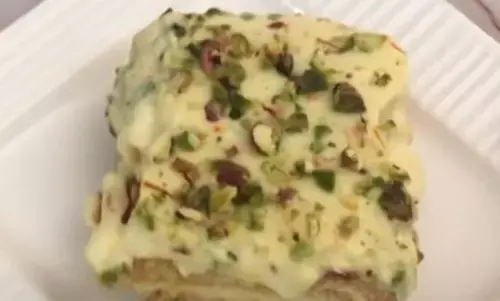 महज 15 में बनाएं मलाई केक, उंगलियां चाटते रह जाएंगे लोग महज 15 में बनाएं मलाई केक, उंगलियां चाटते रह जाएंगे लोग