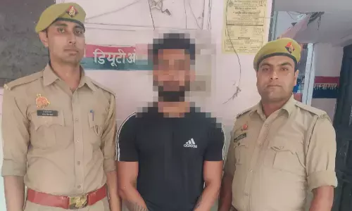 मोबाइल दुकानदार की हत्या में विधायक के पीए का बेटा गिरफ्तार मोबाइल दुकानदार की हत्या में विधायक के पीए का बेटा गिरफ्तार