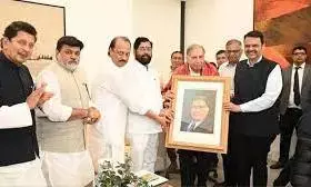 रतन टाटा बने महाराष्ट्र के उद्योगरत्न