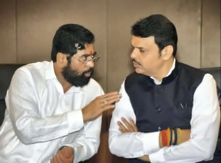 महाराष्ट्र में मुख्य कुर्सी पर संकट के बादल? विपक्ष के नेता ने किया बड़ा दावा