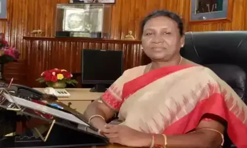 जन्म देने की क्षमता केवल नारी में, नारीत्व में नेतृत्व भी समाहित है : राष्ट्रपति मुर्मू जन्म देने की क्षमता केवल नारी में, नारीत्व में नेतृत्व भी समाहित है : राष्ट्रपति मुर्मू