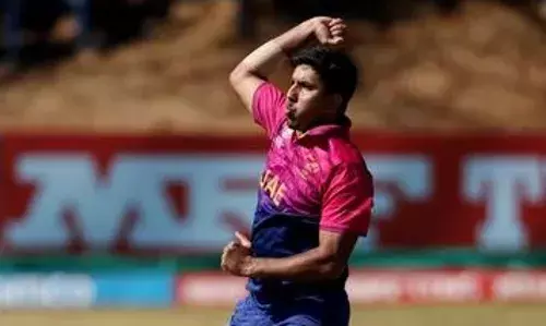 यूएई के गेंदबाज जुनैद सिद्दीकी पर आईसीसी आचार संहिता के उल्लंघन के लिए जुर्माना लगा