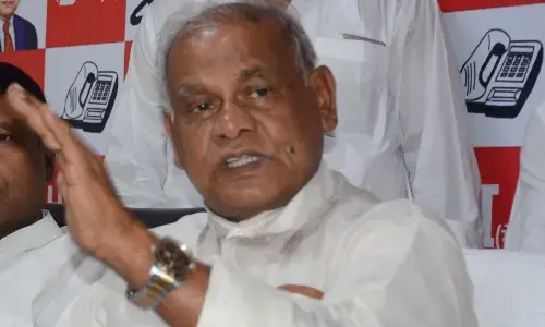 मांझी ने लोगों से की अपील : बिहार में शराबबंदी हटाने वालों को वोट दें मांझी ने लोगों से की अपील : बिहार में शराबबंदी हटाने वालों को वोट दें