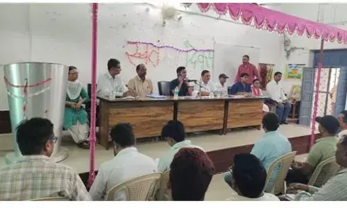 जिला पंचायत सीईओ ने समग्र शिक्षा अभियान प्राथमिक शिक्षा की समीक्षा जिला पंचायत सीईओ ने समग्र शिक्षा अभियान प्राथमिक शिक्षा की समीक्षा