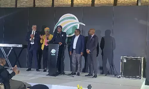 द. अफ्रीका क्रिकेट का ऐलान, महिला क्रिकेटरों को मिलेगी समान मैच फीस द. अफ्रीका क्रिकेट का ऐलान, महिला क्रिकेटरों को मिलेगी समान मैच फीस