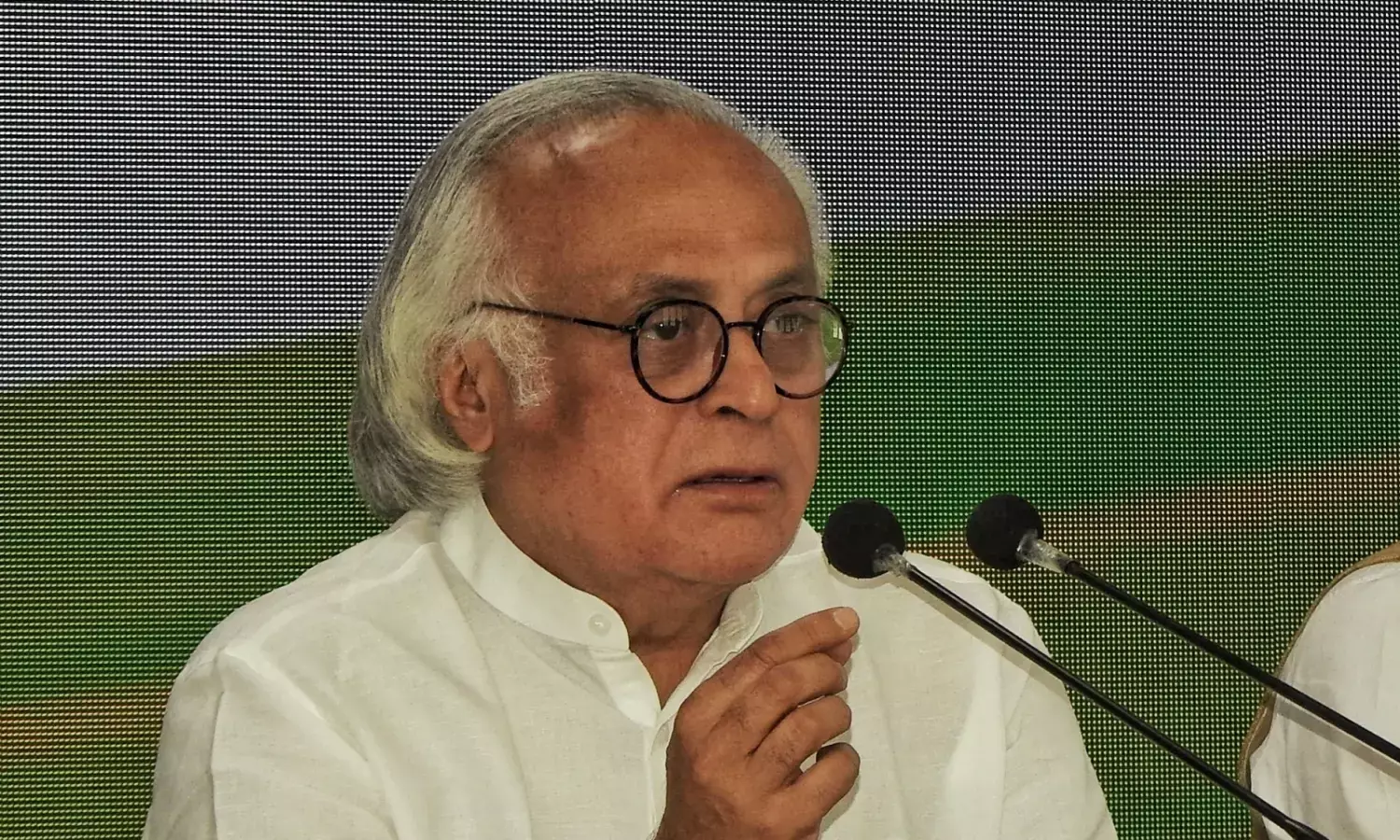 कांग्रेस ने आएगा तो मोदी ही बयान पर भाजपा पर कटाक्ष किया