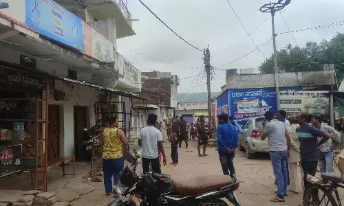 किराना दुकान एवं रिहायशी मकान में हुई चोरी की वारदात किराना दुकान एवं रिहायशी मकान में हुई चोरी की वारदात