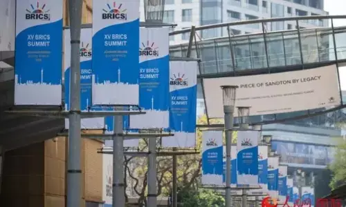 ब्रिक्स का विस्तार ब्रिक्स सहयोग का नया प्रारंभिक बिंदु : शी चिनफिंग ब्रिक्स का विस्तार ब्रिक्स सहयोग का नया प्रारंभिक बिंदु : शी चिनफिंग