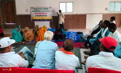 पंचायत प्रतिनिधियों को कृषि विकास योजना के संबध में दिया गया प्रशिक्षण पंचायत प्रतिनिधियों को कृषि विकास योजना के संबध में दिया गया प्रशिक्षण