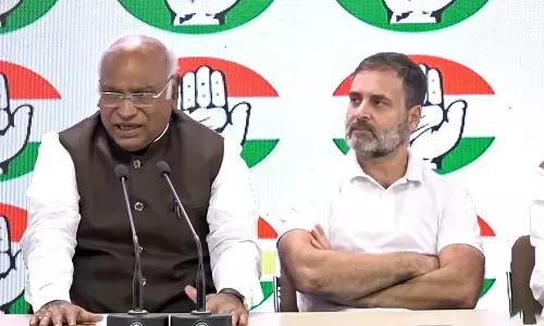 खड़गे, राहुल, प्रियंका ने मदुरै ट्रेन में आग लगने से यात्रियों की मौत पर शोक जताया