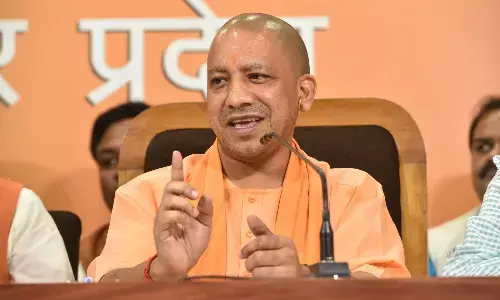 छत और इलाज से कोई नहीं रहेगा वंचित : मुख्यमंत्री योगी छत और इलाज से कोई नहीं रहेगा वंचित : मुख्यमंत्री योगी