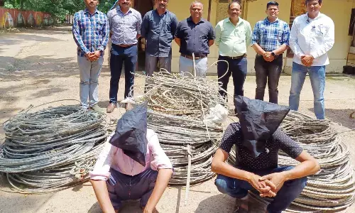 एल्युमिनियम तार चुराने वाले दो गिरफ्तार