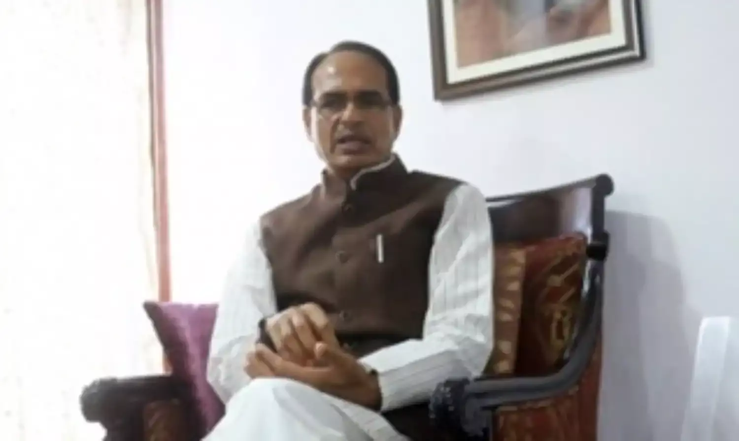 मध्य प्रदेश के मुरैना की एक फैक्ट्री में टैंक की सफाई के दौरान तीन भाईयों सहित पांच मजदूरों की मौत