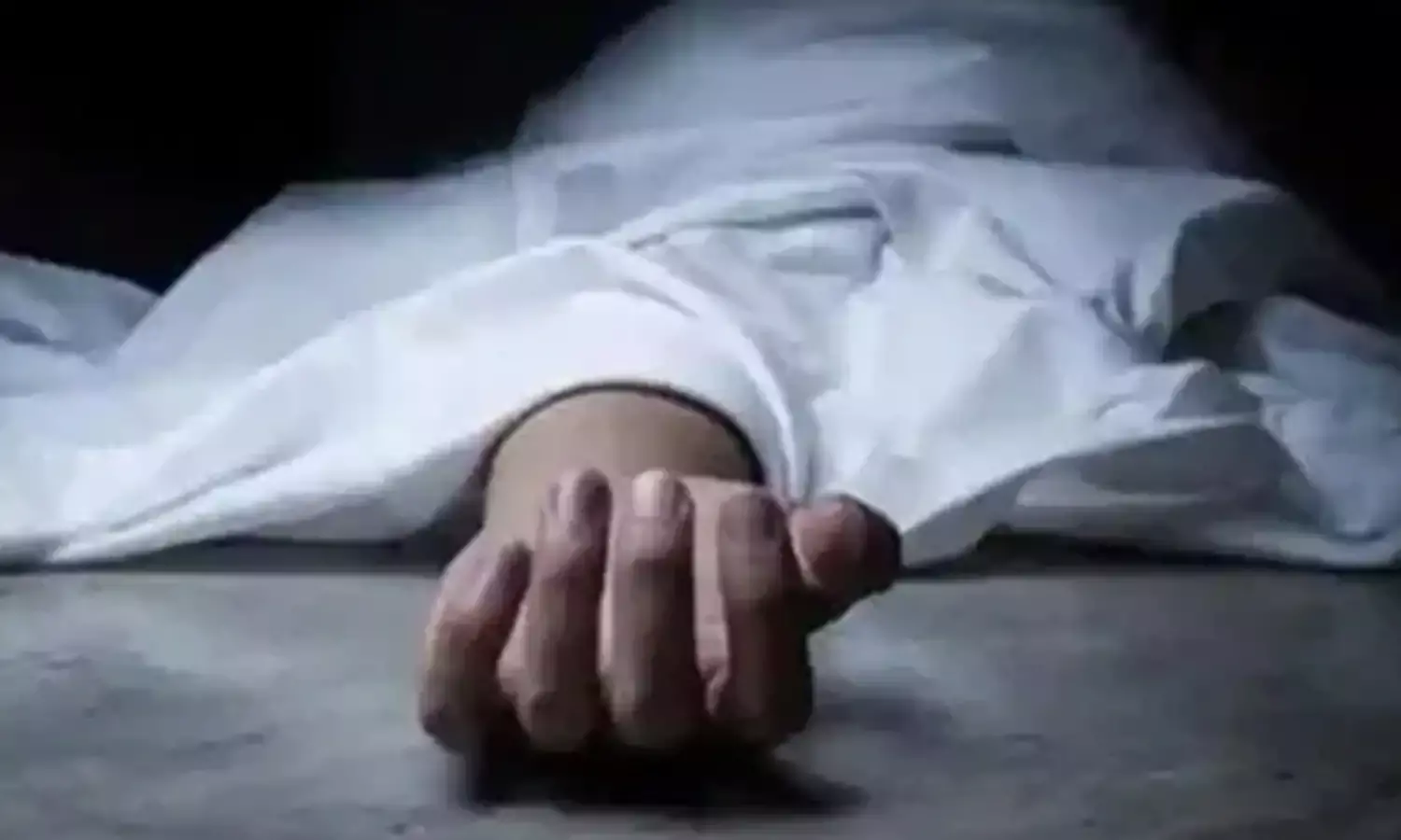 बीच सड़क पर थप्पड़ मारने से आहत किशोर ने की आत्महत्या