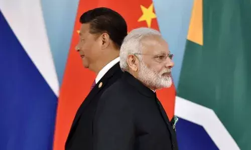 गलती मानने की जगह भारत पर आंखे तरेर रहा चीन, विदेश मंत्रालय दे चुका है करारा जवाब गलती मानने की जगह भारत पर आंखे तरेर रहा चीन, विदेश मंत्रालय दे चुका है करारा जवाब