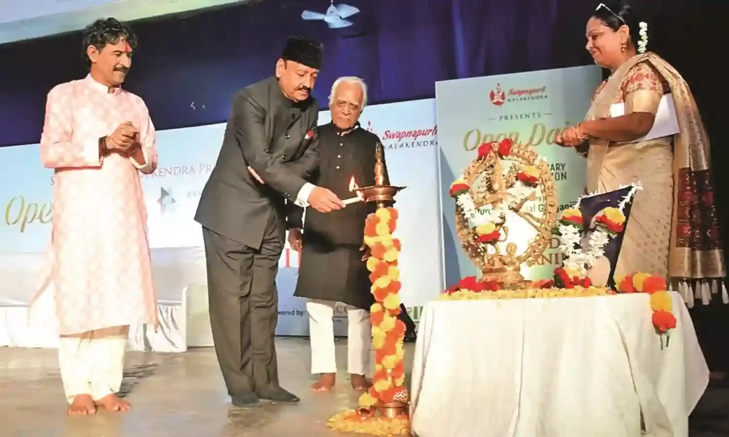 ओपन डायस का वार्षिकोत्सव : कला में होते हैं भारतीय संस्कृति के दर्शन - मिश्रा