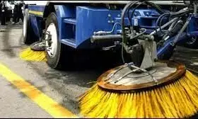 खुद की मशीन बंद, किराए पर साफ-सफाई, प्रतिदिन चुकाने पड़ रहे 44 हजार रुपए