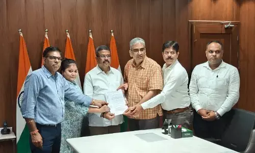 शिक्षा मंत्रालय से डीयू के 12 कॉलेजों के अधिग्रहण की गुहार