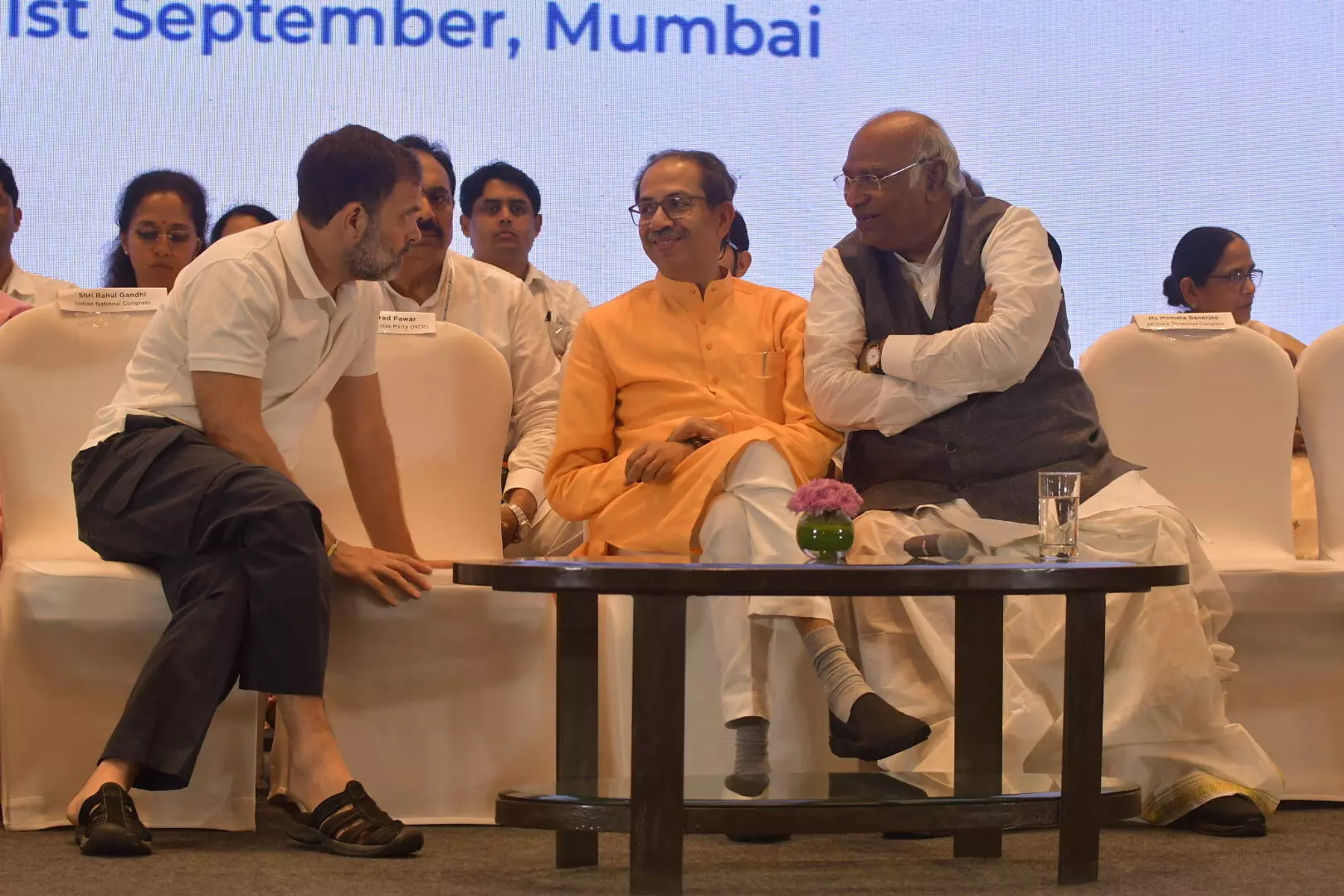 राहुल गांधी ने कहा - जल्द होगा सीट बंटवारे पर फैसला, नीतीश कुमार का दावा- कभी भी घोषित हो सकते हैं चुनाव राहुल गांधी ने कहा - जल्द होगा सीट बंटवारे पर फैसला, नीतीश कुमार का दावा- कभी भी घोषित हो सकते हैं चुनाव