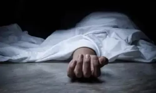 मामूली विवाद में नवजात के साथ महिला ने बिल्डिंग से कूदकर दी जान