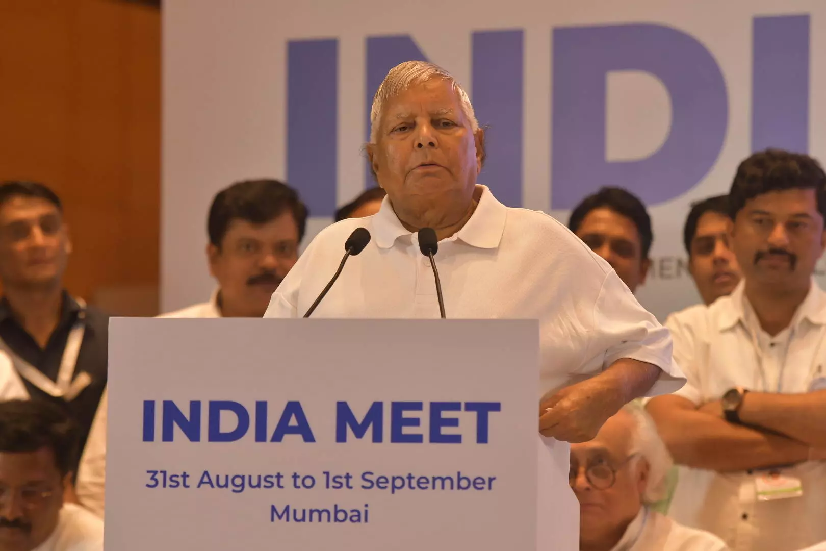 लालू बोले - मैंने भी मोदी के झांसे में आकर खाता खुलवा लिया लालू बोले - मैंने भी मोदी के झांसे में आकर खाता खुलवा लिया