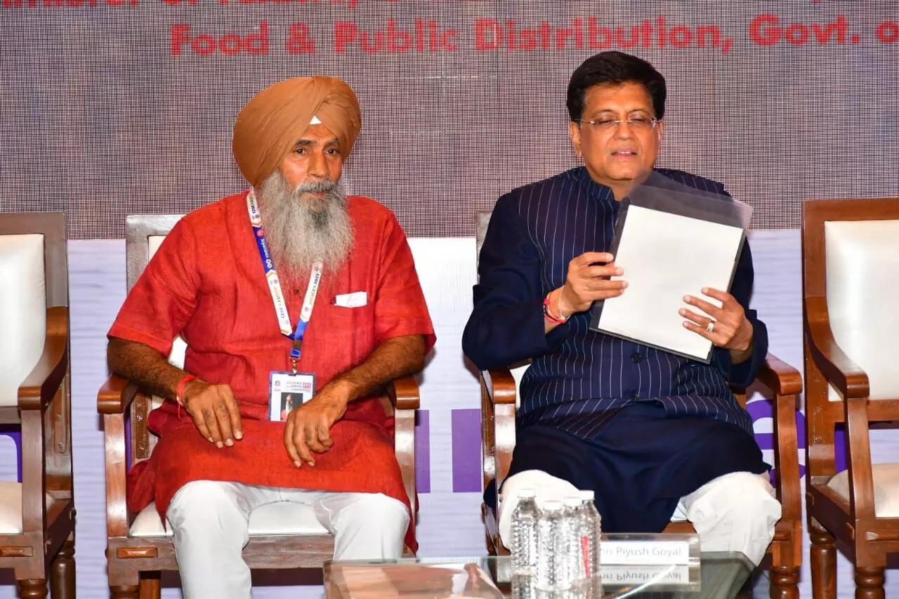 दिल्ली में होगा फरवरी-2024 में वैश्विक टेक्सटाइल फेयर - गोयल दिल्ली में होगा फरवरी-2024 में वैश्विक टेक्सटाइल फेयर - गोयल