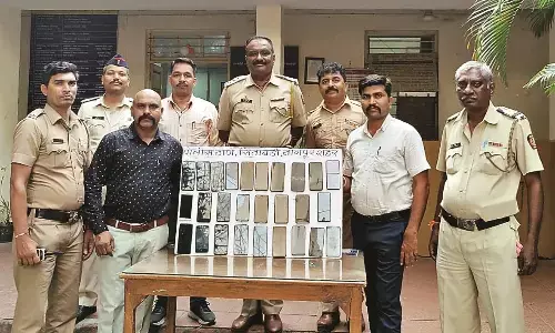 मोबाइल चोर पकड़े गए, झारखंड बिहार के गिरोह का पर्दाफाश मोबाइल चोर पकड़े गए, झारखंड बिहार के गिरोह का पर्दाफाश