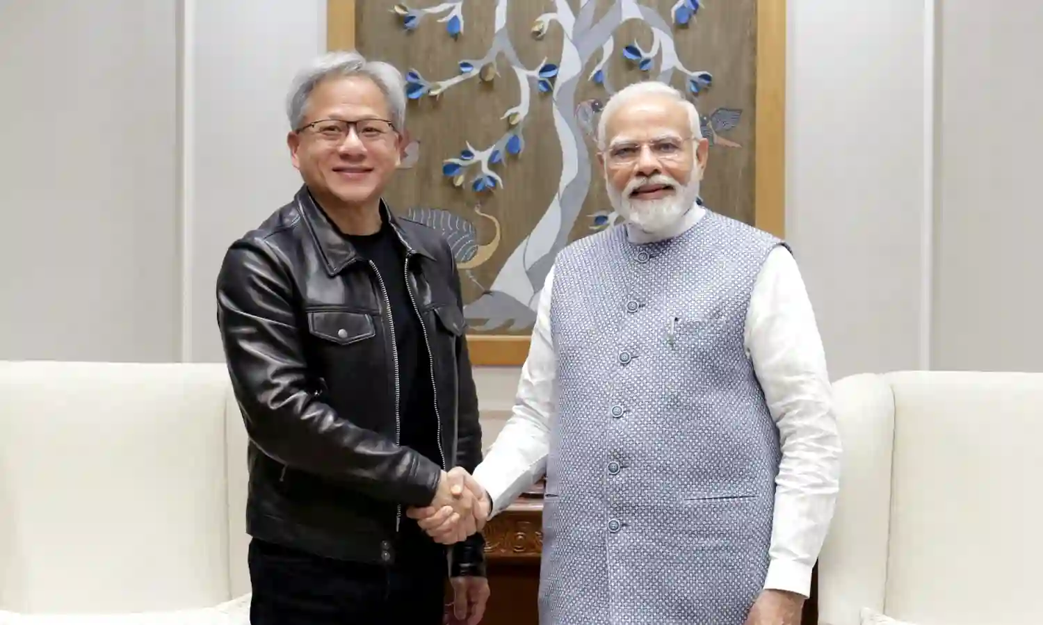 पीएम नरेंद्र मोदी ने एनवीडिया के सीईओ जेन्सेन हुआंग से की मुलाकात