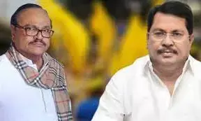 मराठा आरक्षण को लेकर अपनी-अपनी ढपली बजा रहे नेता