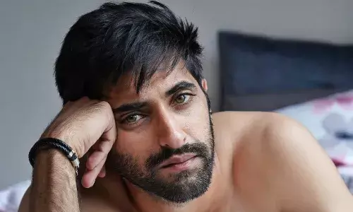 अक्षय ओबेरॉय नई रोमांटिक ड्रामा फिल्म तू चाहिए में करेंगे अभिनय 
