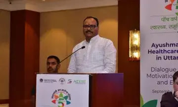 गरीब के लिए संजीवनी है आयुष्मान कार्ड : ब्रजेश पाठक