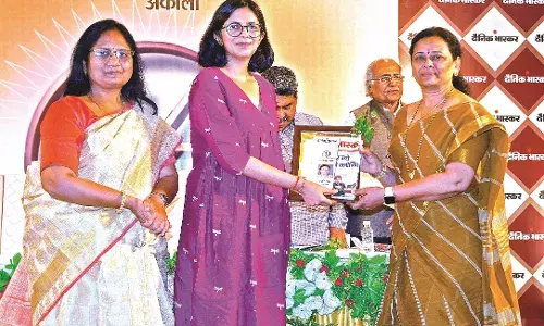 नारी समस्याओं की सशक्त अभिव्यक्ति है दैनिक भास्कर - शाहीना पठान