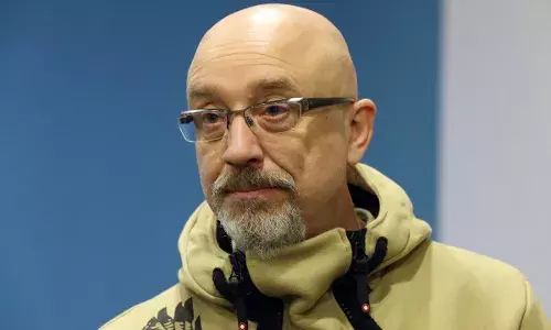 यूक्रेन के रक्षा मंत्री ने बर्खास्तगी के बाद दिया इस्तीफा यूक्रेन के रक्षा मंत्री ने बर्खास्तगी के बाद दिया इस्तीफा