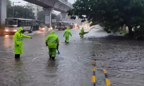 हैदराबाद में भारी बारिश, स्कूल-कॉलेजों में छुट्टी