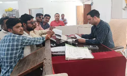 धरमपुर में अघोषित बिजली कटौती व लो वोल्टेज के विरोध में सौंपा ज्ञापन धरमपुर में अघोषित बिजली कटौती व लो वोल्टेज के विरोध में सौंपा ज्ञापन