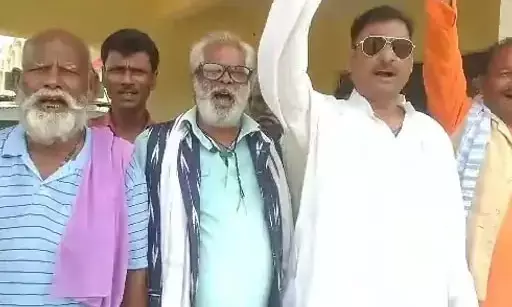 पन्ना में अविवाहितों का प्रदर्शन, बनाया जाये रडुआ कल्याण आयोग