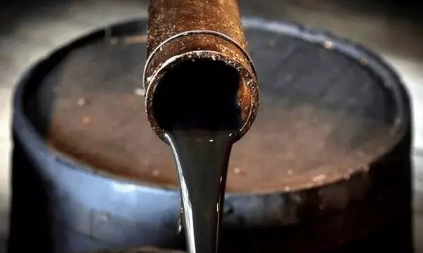 सऊदी अरब ने उत्पादन में कटौती बढ़ाई, तेल 90 गया डॉलर से ऊपर सऊदी अरब ने उत्पादन में कटौती बढ़ाई, तेल 90 गया डॉलर से ऊपर