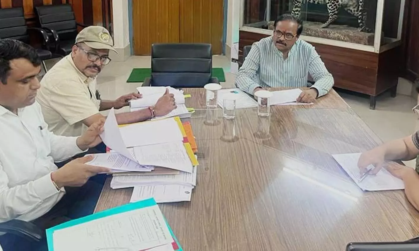 अमरावती शहर से सटीं पहाड़ियों के सौंदर्यीकरण का तैयार करें प्रारूप अमरावती शहर से सटीं पहाड़ियों के सौंदर्यीकरण का तैयार करें प्रारूप
